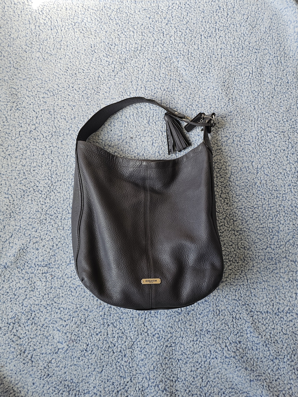 Coach Avery Hobo Bag